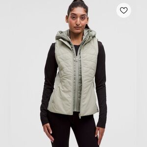 Lululemon Another Mile Vest 12 Sage gray